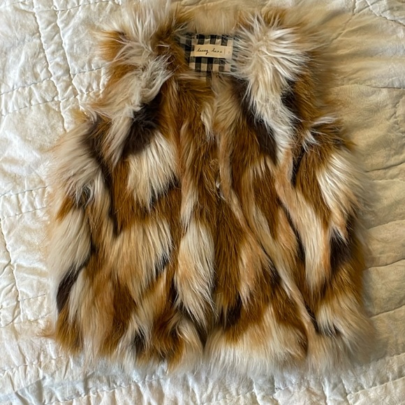 Lacey Lane Toddler's Faux Fur Vest. Super Cute. Very Good Condition. Size 2. - Picture 2 of 15